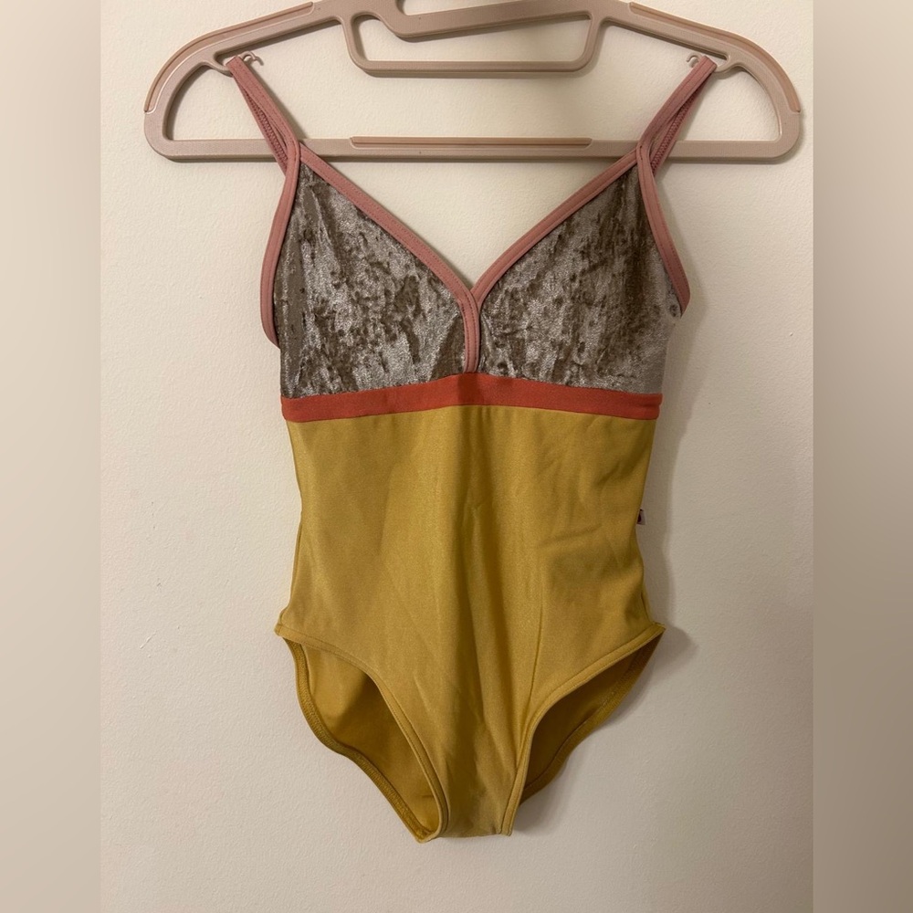 Yumiko Zoe Leotard XS High Cut Bust lining.  Excellent condition